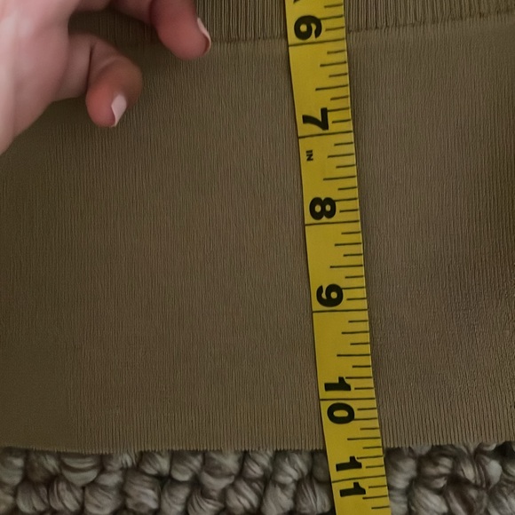 ๐ New Dion Lee Crop top strap olive green - Picture 4 of 6